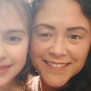 Meet your Posher, Signia